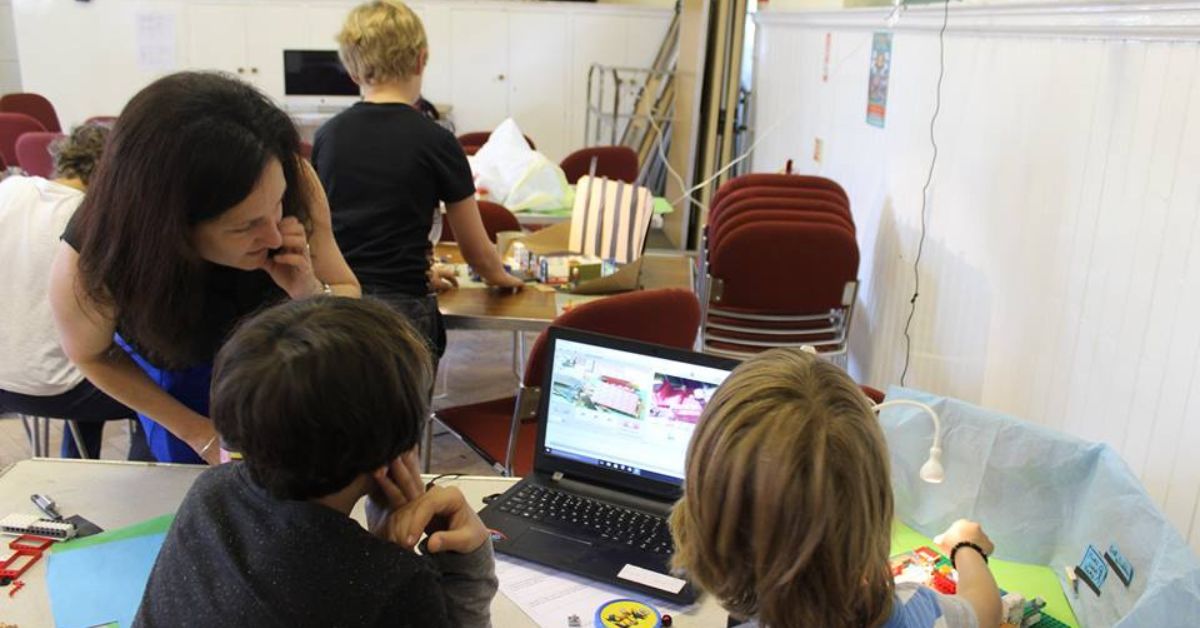 Moving Minds: designing effective, engaging extra-curricular activities ...
